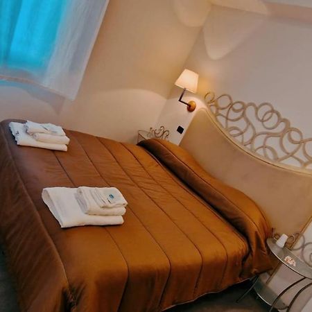 Casa Di Fiore Bad And Breakfast Bed and Breakfast San Giovanni in Fiore Exterior foto